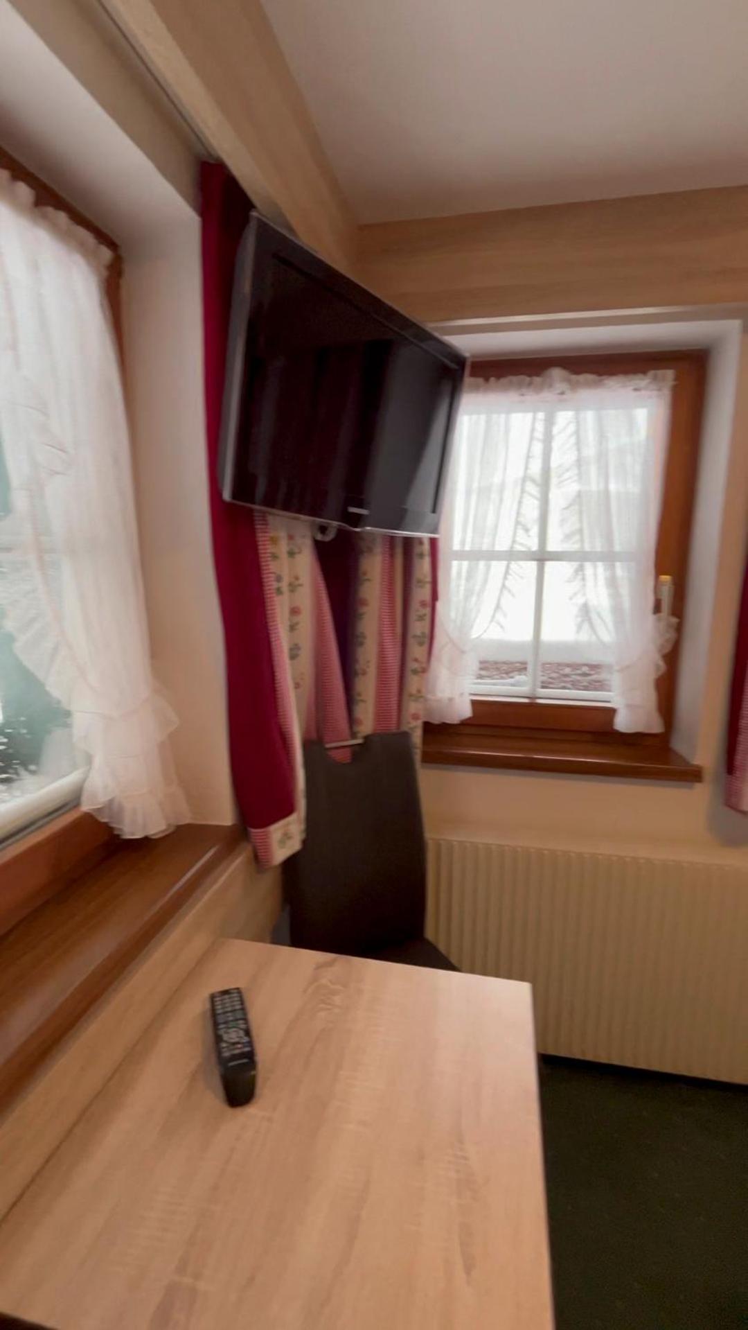 Ferienwohnung Altes Holzhaus Sölden Exterior foto