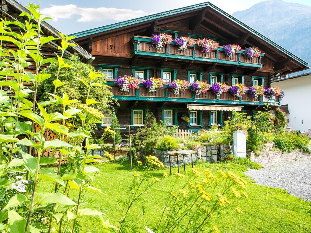Ferienwohnung Altes Holzhaus Sölden Exterior foto